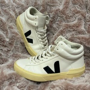 COPY - Veja Sneakers
